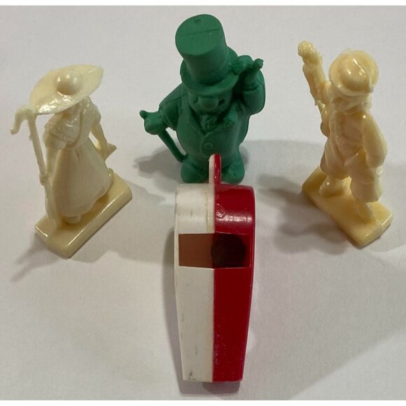 1960s Toys & Baseball Cards Yogi Berra Cracker Jack Beatles W.C. Fields Eraser - Picture 7 of 9